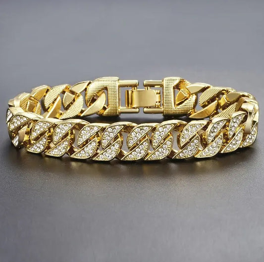 AmoorWear Miami Gold Curb Cuban Bracelet. Gold curb cuban link bracelet for men. Classic and bold statement piece to elevate streetwear style.